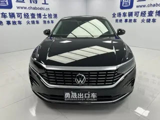 Volkswagen Passat 2022 купить из Китая, цена 1 988 000 ₽ — Suifenhe Auto