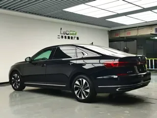Volkswagen Passat 2022 купить из Китая, цена 2 535 000 ₽ — Suifenhe Auto