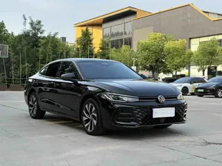 Volkswagen Passat 2024 купить из Китая, цена 4 076 000 ₽ — Suifenhe Auto