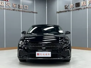 Volkswagen Passat 2023 купить из Китая, цена 2 509 000 ₽ — Suifenhe Auto