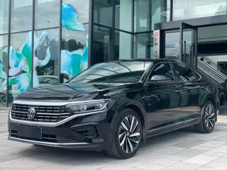 Volkswagen Passat 2024