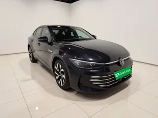 Volkswagen Passat 2025 купить из Китая, цена 4 173 000 ₽ — Suifenhe Auto