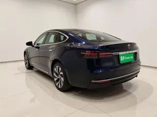 Volkswagen Passat 2025 купить из Китая, цена 4 173 000 ₽ — Suifenhe Auto