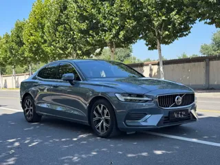 Volvo S60 2024 купить из Китая, цена 3 195 000 ₽ — Suifenhe Auto