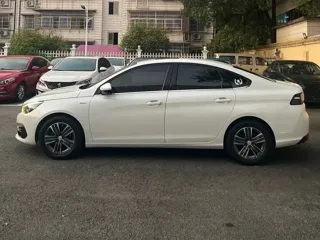 Peugeot 308 2020 купить из Китая, цена 1 198 000 ₽ — Suifenhe Auto