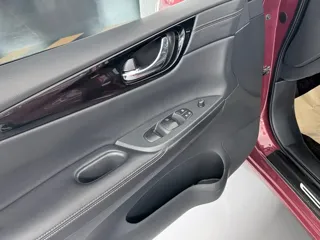 Nissan Tiida 2020 купить из Китая, цена 1 474 000 ₽ — Suifenhe Auto