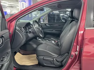 Nissan Tiida 2020 купить из Китая, цена 1 474 000 ₽ — Suifenhe Auto