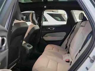 Volvo XC60 2026 купить из Китая, цена 5 380 000 ₽ — Suifenhe Auto