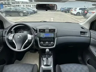 Nissan Tiida 2020 купить из Китая, цена 1 464 000 ₽ — Suifenhe Auto