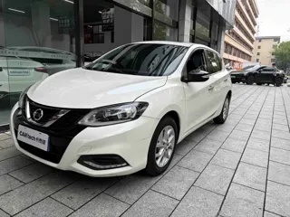 Nissan Tiida 2023
