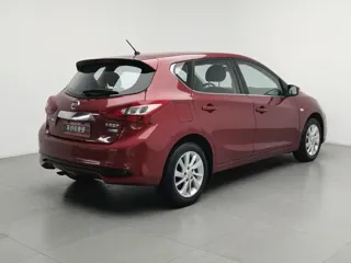 Nissan Tiida 2020 купить из Китая, цена 1 353 000 ₽ — Suifenhe Auto