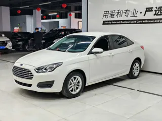 Ford Escort 2021 купить из Китая, цена 1 229 000 ₽ — Suifenhe Auto