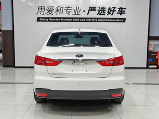 Ford Escort 2021 купить из Китая, цена 1 229 000 ₽ — Suifenhe Auto
