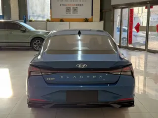 Hyundai Elantra 2022 купить из Китая, цена 1 553 000 ₽ — Suifenhe Auto