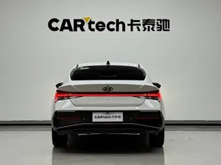Hyundai Elantra 2025 купить из Китая, цена 1 795 000 ₽ — Suifenhe Auto
