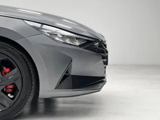 Hyundai Elantra 2022 купить из Китая, цена 1 640 000 ₽ — Suifenhe Auto