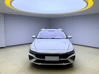 Hyundai Elantra 2023 купить из Китая, цена 1 744 000 ₽ — Suifenhe Auto