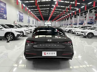 Hyundai Elantra 2023 купить из Китая, цена 1 796 000 ₽ — Suifenhe Auto