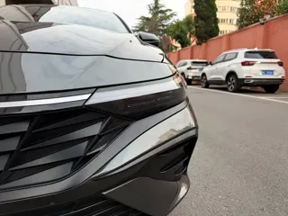 Hyundai Elantra 2023 купить из Китая, цена 1 875 000 ₽ — Suifenhe Auto
