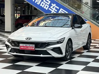 Hyundai Elantra 2023 купить из Китая, цена 1 397 000 ₽ — Suifenhe Auto