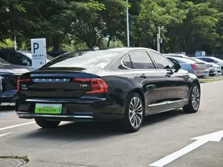 Volvo S90 2024 купить из Китая, цена 5 935 000 ₽ — Suifenhe Auto