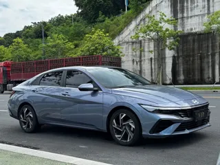 Hyundai Elantra 2023 купить из Китая, цена 1 866 000 ₽ — Suifenhe Auto