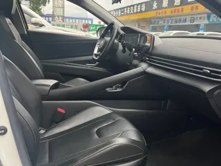 Hyundai Elantra 2022 купить из Китая, цена 1 254 000 ₽ — Suifenhe Auto