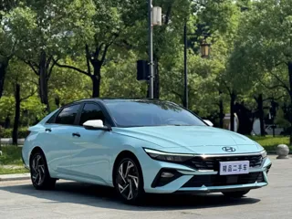 Hyundai Elantra 2024 купить из Китая, цена 1 675 000 ₽ — Suifenhe Auto