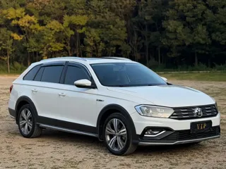 Volkswagen C-TREK 2021 купить из Китая, цена 1 539 000 ₽ — Suifenhe Auto
