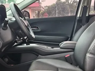 Honda Vezel 2022 купить из Китая, цена 1 475 000 ₽ — Suifenhe Auto