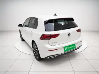 Volkswagen Golf 2021 купить из Китая, цена 1 726 000 ₽ — Suifenhe Auto