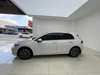 Volkswagen Golf 2022 купить из Китая, цена 1 525 000 ₽ — Suifenhe Auto