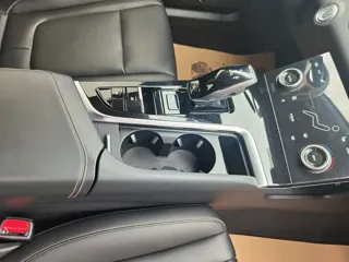Bestune B70 2024 купить из Китая, цена 2 412 000 ₽ — Suifenhe Auto