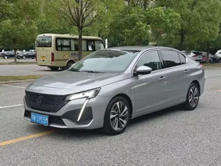 Peugeot 408 2024 купить из Китая, цена 2 515 000 ₽ — Suifenhe Auto