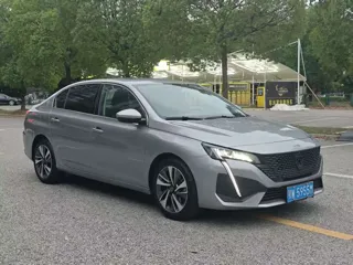 Peugeot 408 2024 купить из Китая, цена 2 515 000 ₽ — Suifenhe Auto