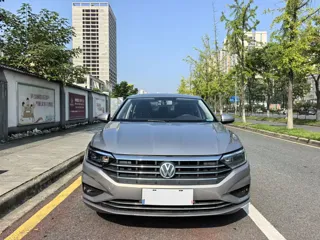 Volkswagen Sagitar 2022 купить из Китая, цена 1 380 000 ₽ — Suifenhe Auto