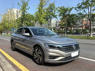 Volkswagen Sagitar 2022 купить из Китая, цена 1 380 000 ₽ — Suifenhe Auto