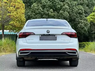 Volkswagen Sagitar 2024 купить из Китая, цена 2 969 000 ₽ — Suifenhe Auto