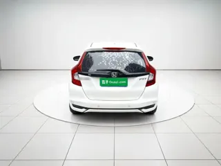 Honda Fit 2019 купить из Китая, цена 1 237 000 ₽ — Suifenhe Auto