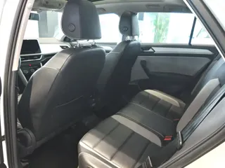 Volkswagen T-ROC 2024 купить из Китая, цена 1 931 000 ₽ — Suifenhe Auto