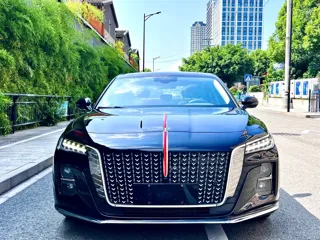 Hongqi H5 2024 купить из Китая, цена 2 692 000 ₽ — Suifenhe Auto