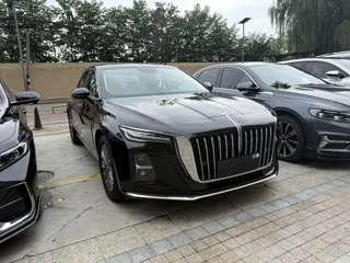 Hongqi H5 2024 купить из Китая, цена 2 673 000 ₽ — Suifenhe Auto