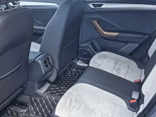 Volkswagen T-ROC 2020 купить из Китая, цена 1 611 000 ₽ — Suifenhe Auto