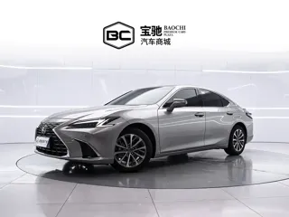 Lexus ES 2026