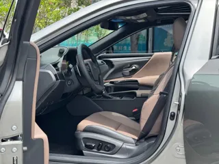 Lexus ES 2024 купить из Китая, цена 7 907 000 ₽ — Suifenhe Auto