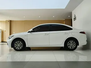 Hyundai Celesta 2020 купить из Китая, цена 1 302 000 ₽ — Suifenhe Auto