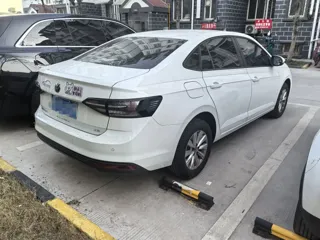 Volkswagen Lavida 2025 купить из Китая, цена 1 519 000 ₽ — Suifenhe Auto