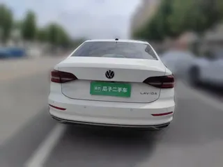 Volkswagen Lavida 2022 купить из Китая, цена 1 308 000 ₽ — Suifenhe Auto