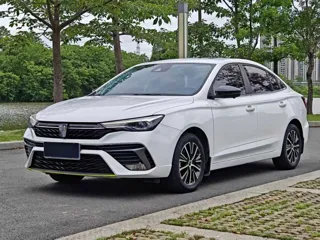 Roewe i5 2021 купить из Китая, цена 1 214 000 ₽ — Suifenhe Auto
