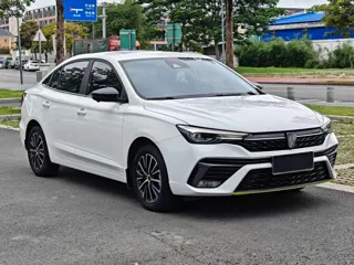 Roewe i5 2021 купить из Китая, цена 1 214 000 ₽ — Suifenhe Auto